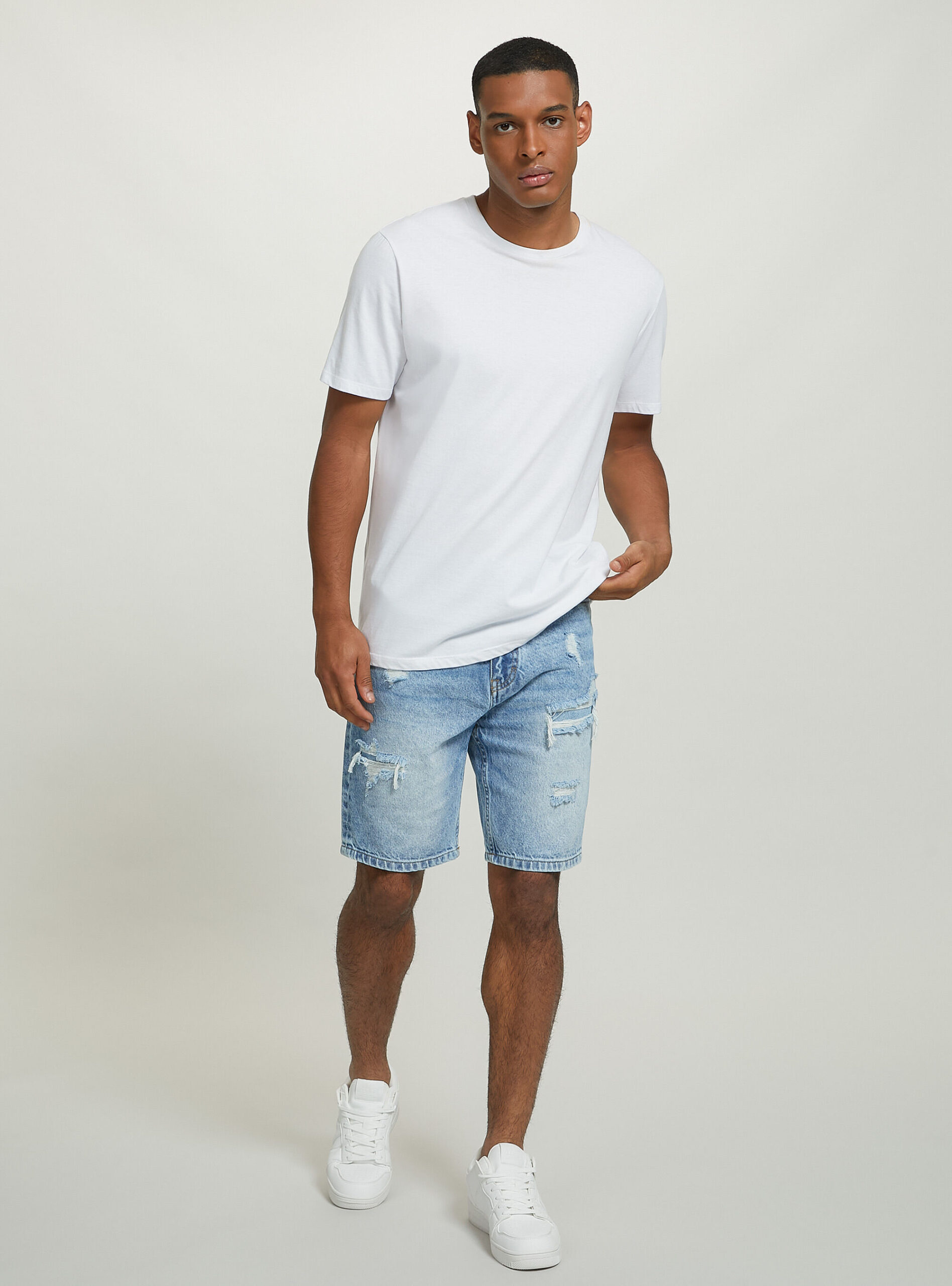 bermuda-jeans-uomo-263kzo-1.jpg