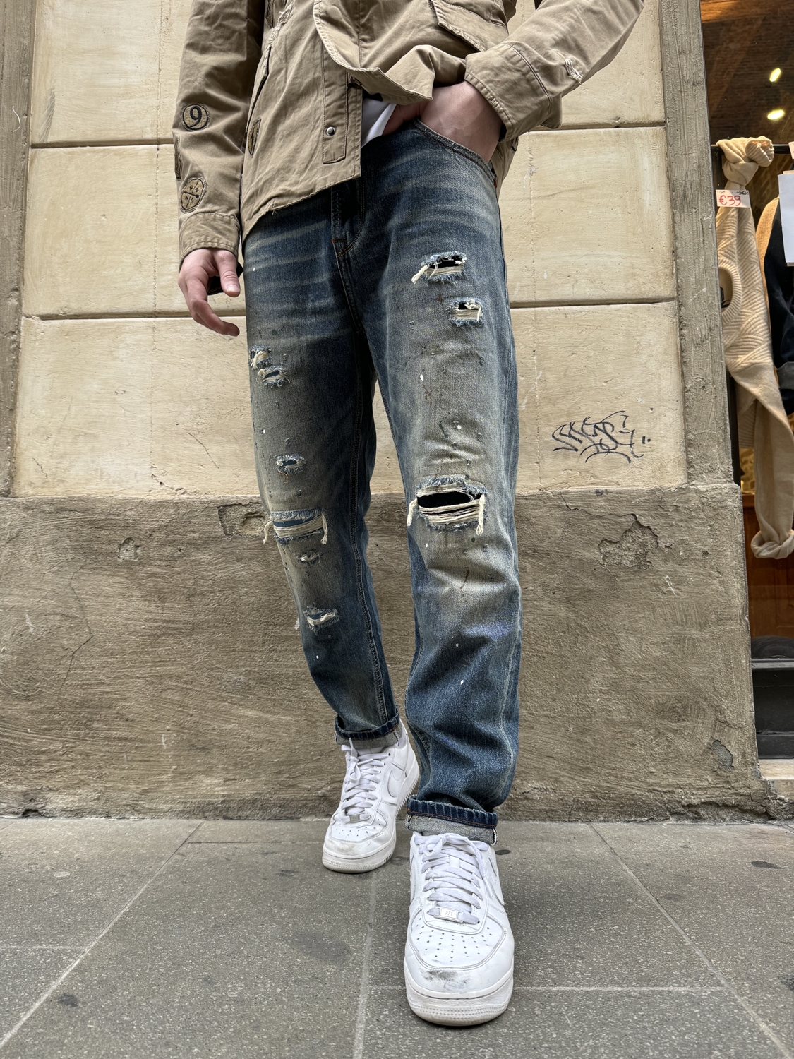 jeans-cropped-uomo-082uvo-1.jpg
