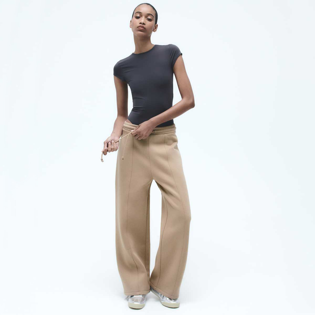 pantaloni-beige-575pqk-1.jpg