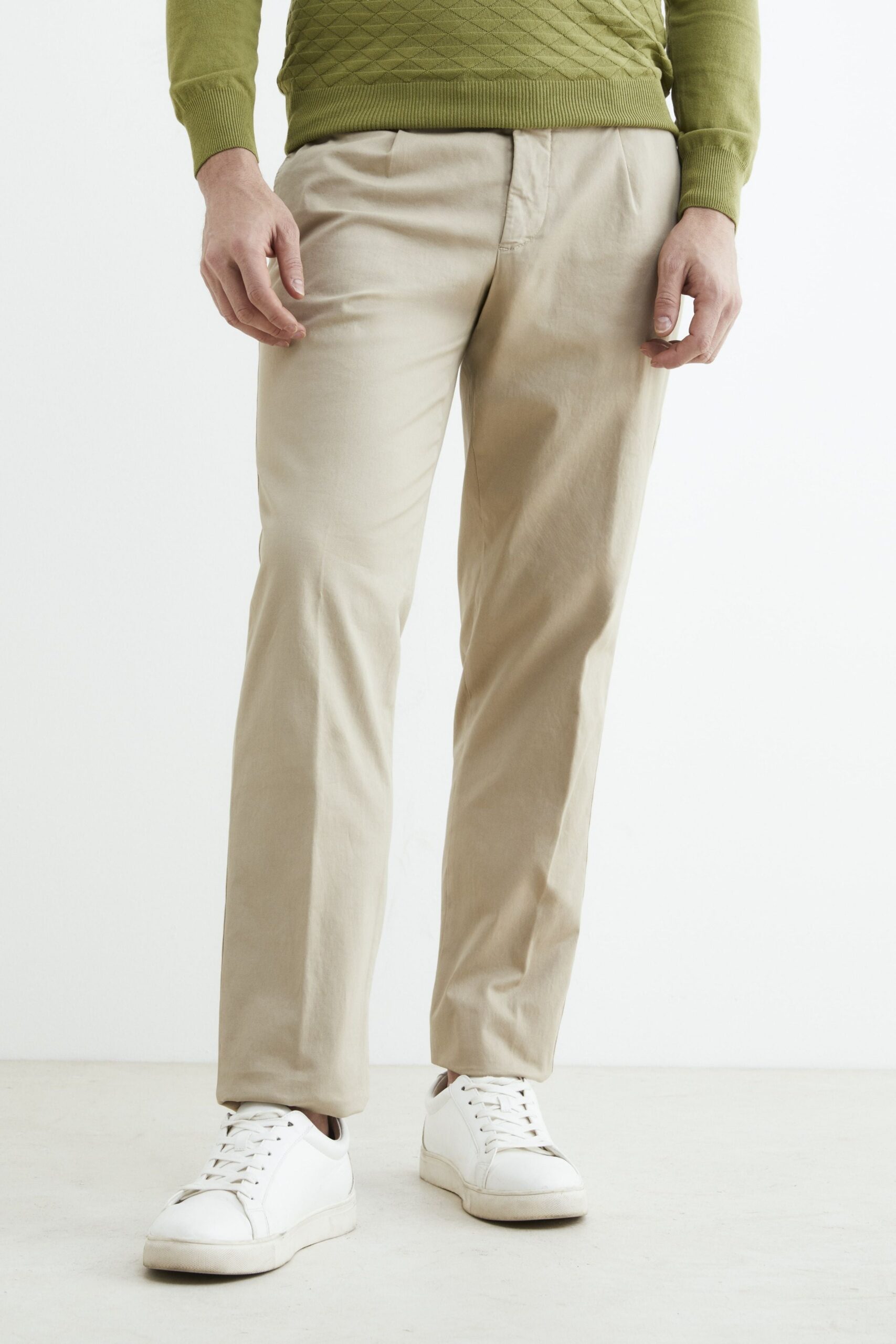 pantaloni-beige-uomo-729itd-1.jpg