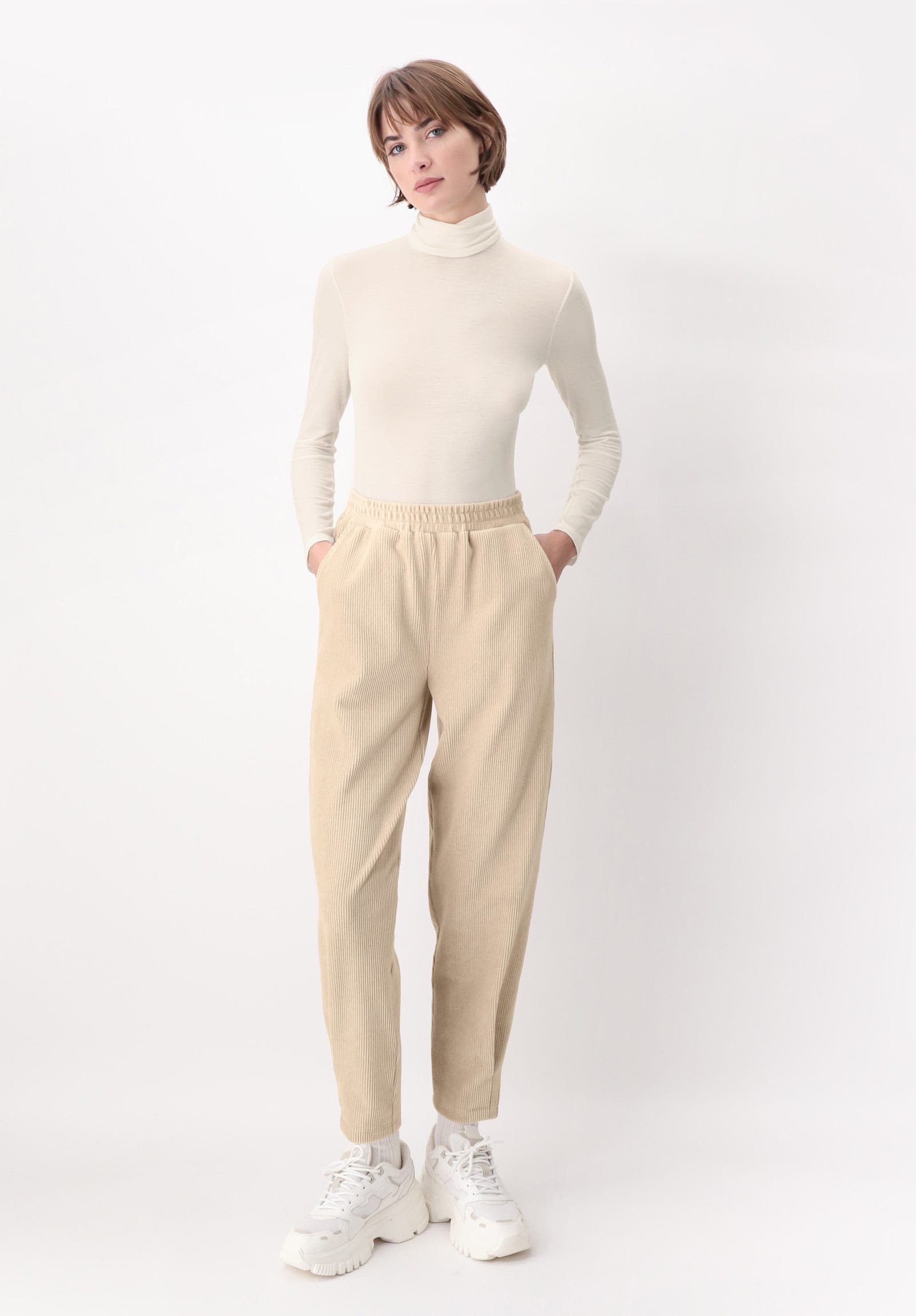 pantaloni-in-velluto-donna-483rhu-1.jpg