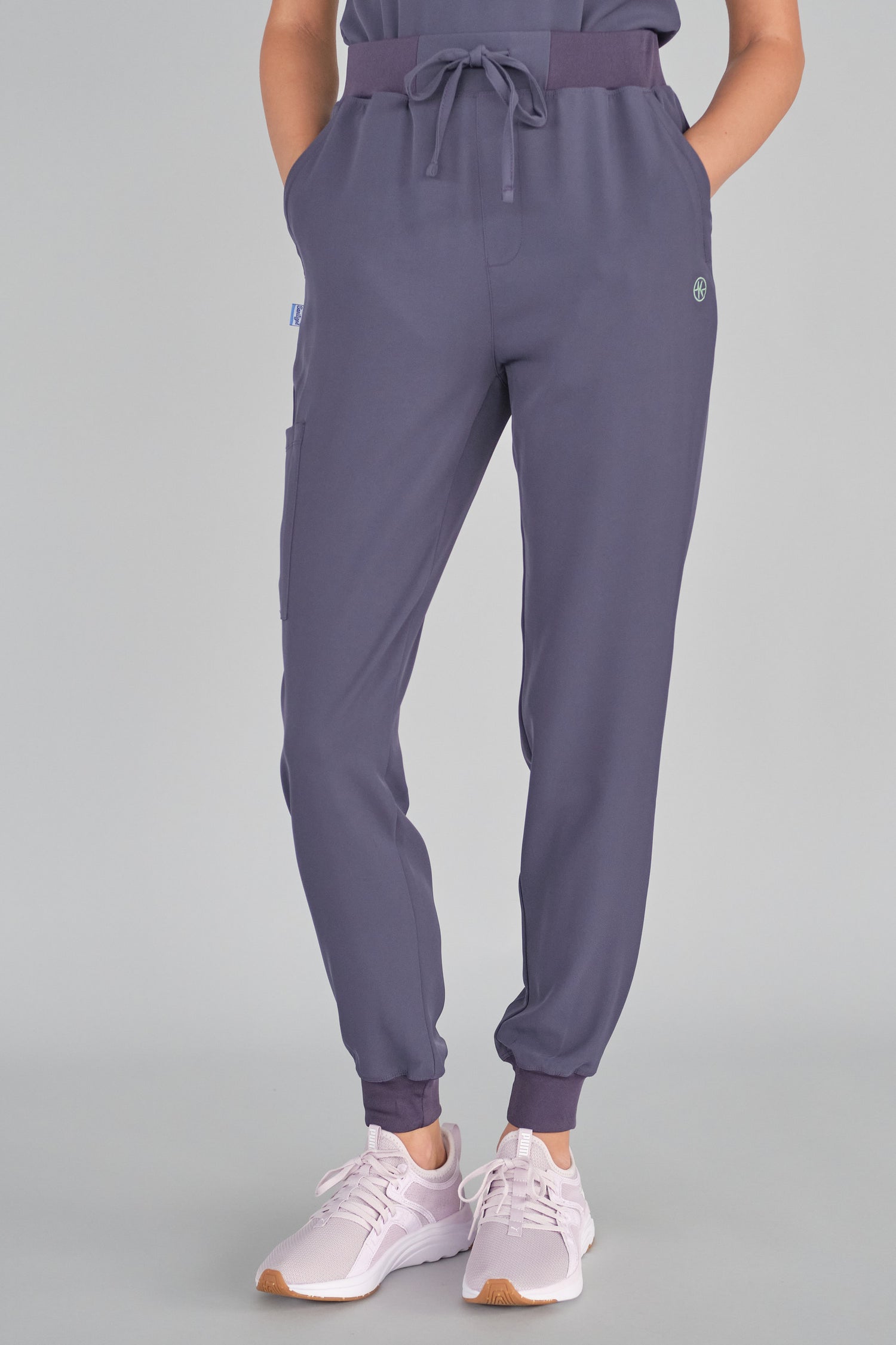 pantaloni-jogger-donna-559zzq-1.jpg